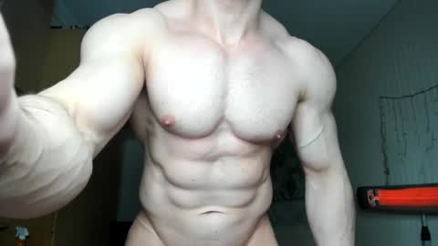 Snapshot of sweetmuscles_boy chatting on 02.17.25 Lorenzo online show from 02.17.25