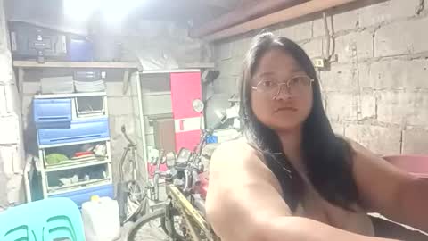 Snapshot of sweetnike chatting on 02.14.26 sweetnike online show from 02.14.26