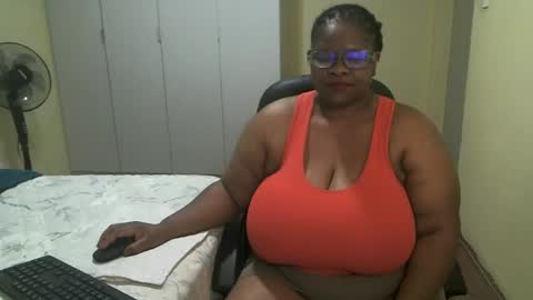 Snapshot of sweetnoziexxx chatting on 12.09.24 sweetnoziexxx online show from 12.09.24