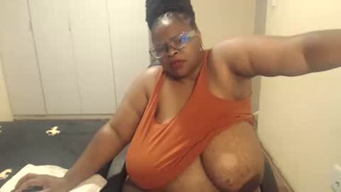 Snapshot of sweetnoziexxx chatting on 02.27.25 sweetnoziexxx online show from 02.27.25