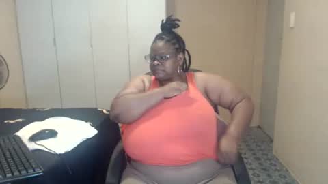 Snapshot of sweetnoziexxx chatting on 11.02.25 sweetnoziexxx online show from 11.02.25