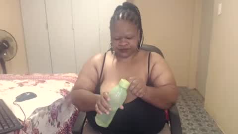 Snapshot of sweetnoziexxx chatting on 01.07.26 sweetnoziexxx online show from 01.07.26