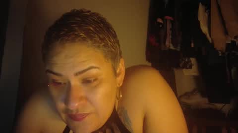 Snapshot of sweetp3ach29 chatting on 12.29.24 sweetp3ach29 online show from 12.29.24