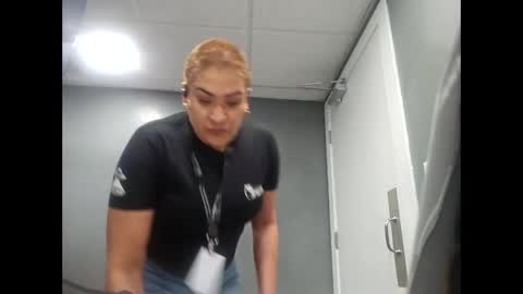 Snapshot of sweetp3ach29 chatting on 01.26.25 sweetp3ach29 online show from 01.26.25