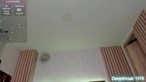 Snapshot of sweetpervert__ chatting on 03.04.25 MIA online show from 03.04.25