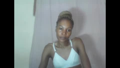 Snapshot of sweetpetite254 chatting on 02.16.25 ESTHER online show from 02.16.25