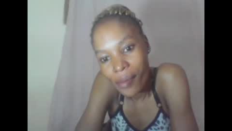 Snapshot of sweetpetite254 chatting on 02.17.25 ESTHER online show from 02.17.25