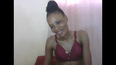 Snapshot of sweetpetite254 chatting on 09.27.25 ESTHER online show from 09.27.25
