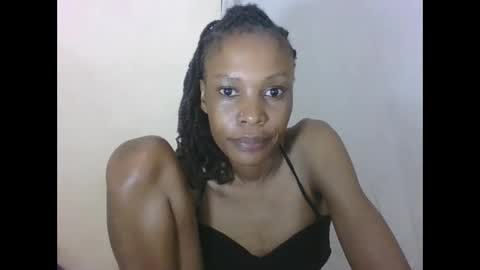 Snapshot of sweetpetite254 chatting on 10.14.25 ESTHER online show from 10.14.25