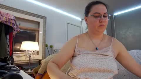 SweetRaisa online show from 06.24.26