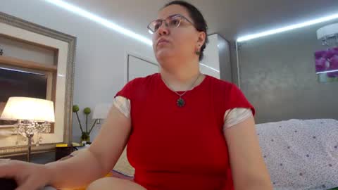 SweetRaisa online show from 07.01.26