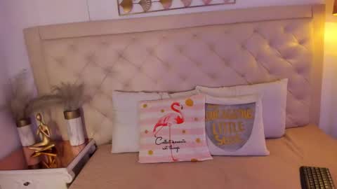 Snapshot of sweets_one chatting on 03.15.26 sweets one online show from 03.15.26