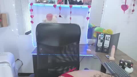 Snapshot of sweetsamy39715 chatting on 02.14.25 sweetsamy39715 online show from 02.14.25