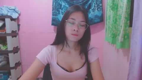 Mia online show from 05.07.26