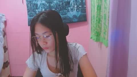 Mia online show from 05.30.26