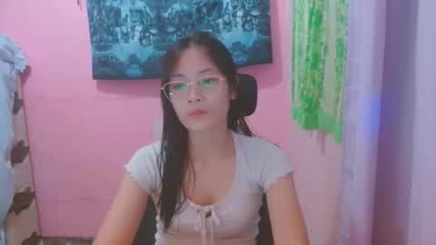 Mia online show from 06.08.26