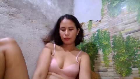 Snapshot of sweetsexylyn chatting on 05.11.26 sweetsexylyn online show from 05.11.26