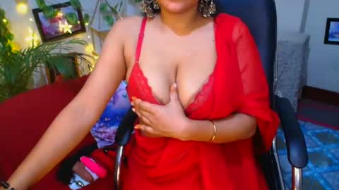 SweetSour online show from 09.11.25