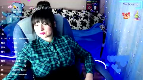 Snapshot of sweetsunnymila chatting on 02.20.25 HelloI amShy Charming Mila-Nice to meet you and Welcome I am not a nude model  Sometimes a smile is all that we need online show from 02.20.25