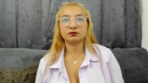 Carla Dubois online show from 02.17.25