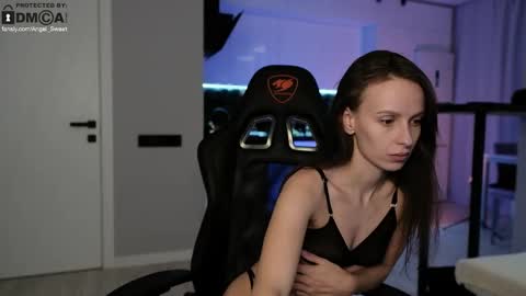 Leila and Alex online show from 09.26.25