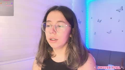 Veronica Independent Model online show from 05.01.26