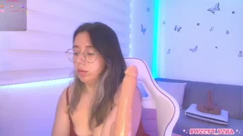 Veronica Independent Model online show from 07.28.26