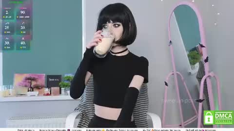 Snapshot of sweetuniporn chatting on 07.12.26 Elis a little vacation Ill be here Saturday my schedules in bio online show from 07.12.26