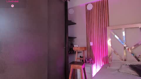 sweetviolet___ online show from 07.24.26