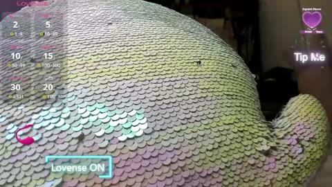 Snapshot of sweety_cum chatting on 05.22.26 Mia online show from 05.22.26