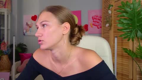 Snapshot of sweety_emilya chatting on 07.13.26 Emily online show from 07.13.26