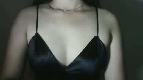 sweety_princess15 online show from 10.27.25