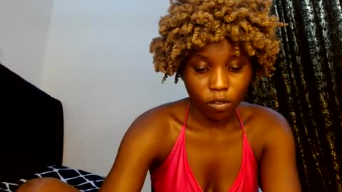 Snapshot of sweety_spixxy chatting on 07.28.26 Dolly online show from 07.28.26