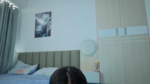 Vikky online show from 05.08.26