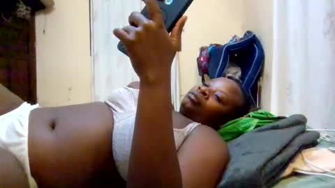 Snapshot of sweetyass25 chatting on 07.16.26 sweetyass25 online show from 07.16.26