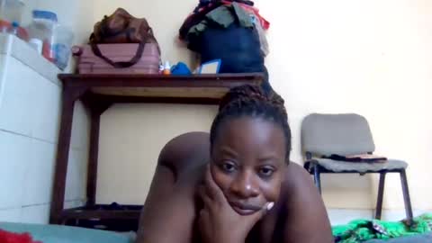 Snapshot of sweetyass25 chatting on 07.27.26 sweetyass25 online show from 07.27.26