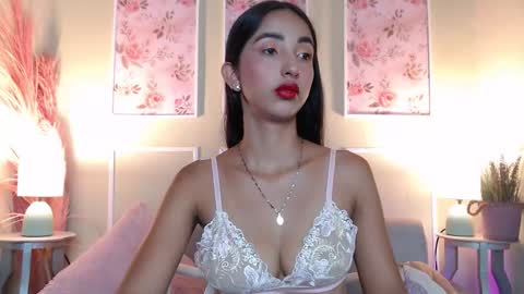 LAURA online show from 02.05.26