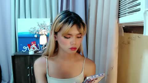 Snapshot of sweetytrannygirlxx chatting on 12.05.24 Megan online show from 12.05.24