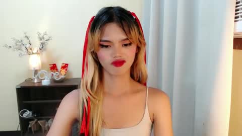 Snapshot of sweetytrannygirlxx chatting on 01.27.25 Megan online show from 01.27.25