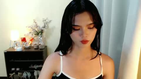 Snapshot of sweetytrannygirlxx chatting on 02.24.25 Megan online show from 02.24.25