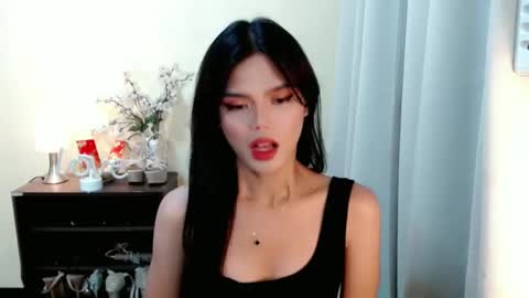 Snapshot of sweetytrannygirlxx chatting on 03.05.25 Megan online show from 03.05.25