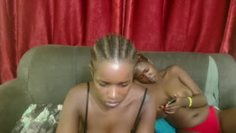 Snapshot of sweetz_candice chatting on 02.25.25 sweetz_candice online show from 02.25.25