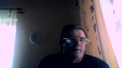 Snapshot of swergiu333 chatting on 04.14.26 Raymond online show from 04.14.26