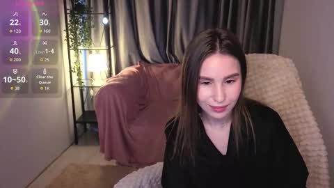 Milana online show from 10.18.25