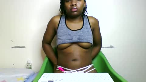 Snapshot of swit_candy chatting on 06.08.26 Candy online show from 06.08.26