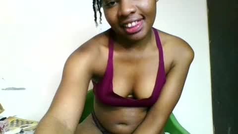 Snapshot of swit_candy chatting on 06.22.26 Candy online show from 06.22.26