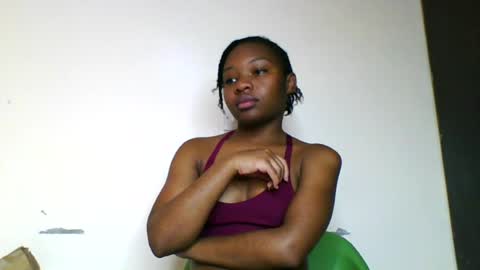 Snapshot of swit_candy chatting on 06.22.26 Candy online show from 06.22.26