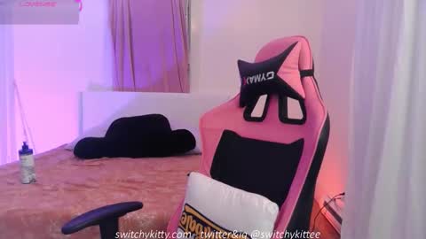 Snapshot of switchykitty chatting on 09.26.25 ashley blayde online show from 09.26.25