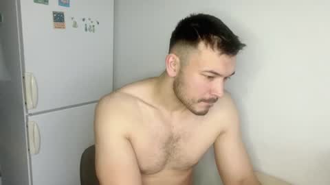 Snapshot of swordmansoul chatting on 12.02.24 swordmansoul online show from 12.02.24