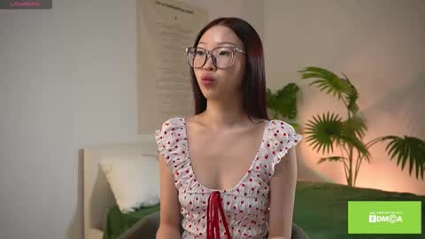 Snapshot of swtty_meivi chatting on 01.16.26 MEI online show from 01.16.26